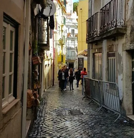 Be Local - Studios In Beco Da Formosa In Alfama - Lissabon Buitenkant foto